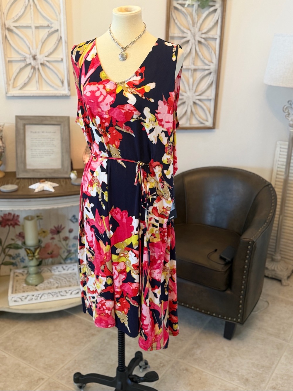 VIP Knits by Avenues dress nwt size 22/24 navy floral